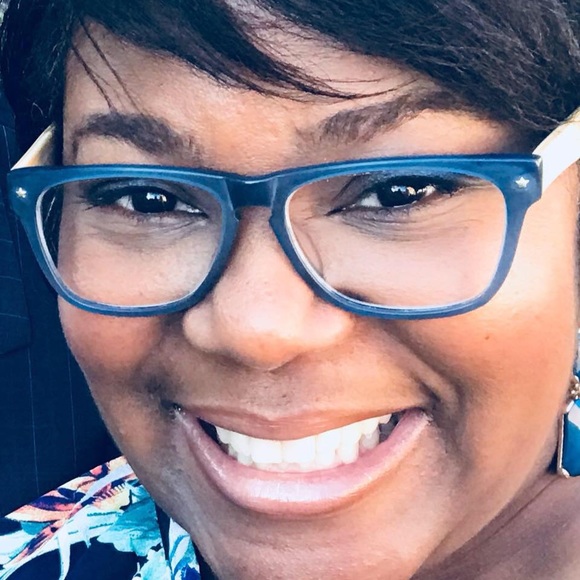 Meet your Posher, Tasha - Picture 1 of 1